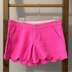 Lilly Pulitzer buttercup shorts size 2 bright pink!